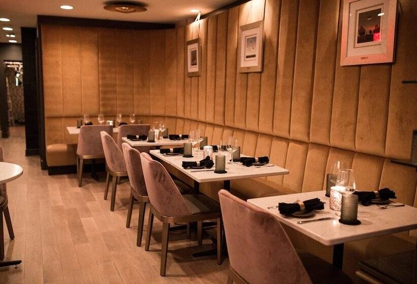 Ambassador Hotel Kansas City, Autograph Collection