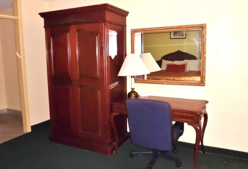 فندق America S Best Inn & Suites Lakeland