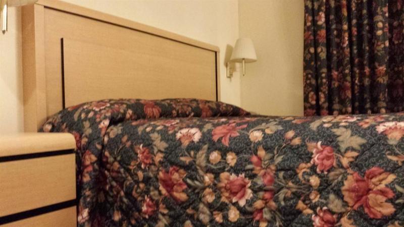 فندق Americana Inn Farmingdale