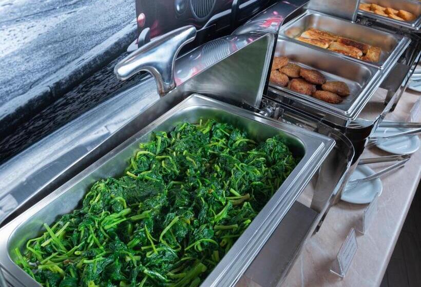 호텔 Ani Central Inn