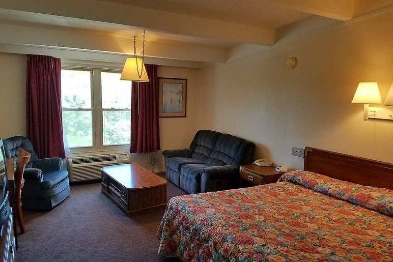 בית מלון כפרי Baymont By Wyndham Cookeville