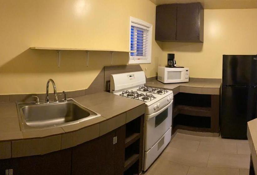 בית מלון כפרי Bend Value Inn