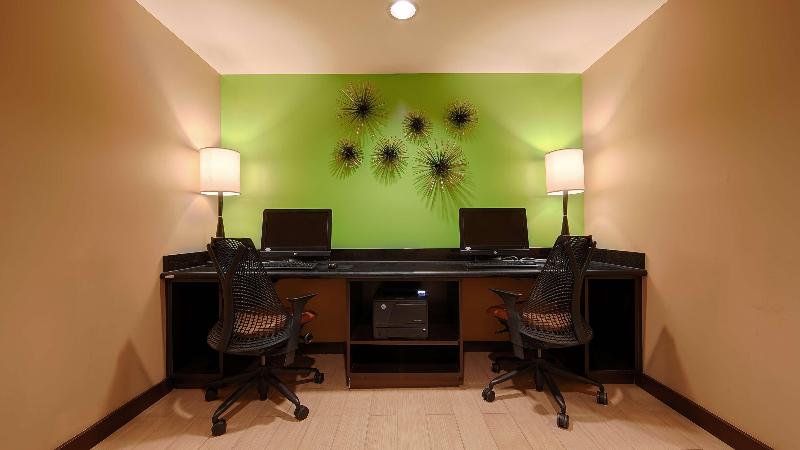 酒店 Best Western Plus College Park