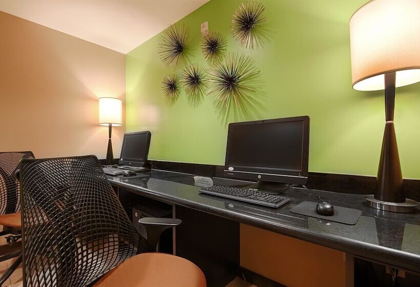 酒店 Best Western Plus College Park