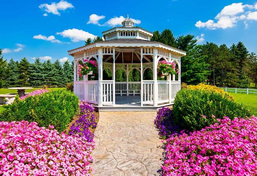 فندق Best Western Plus Dutch Haus Inn And Suites