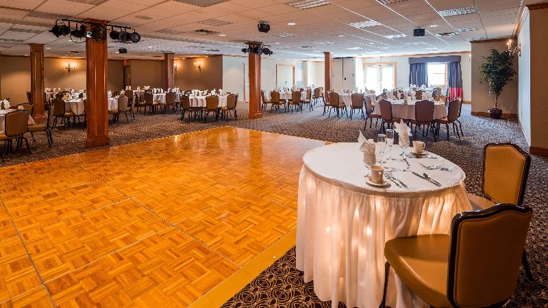 فندق Best Western Plus Dutch Haus Inn And Suites