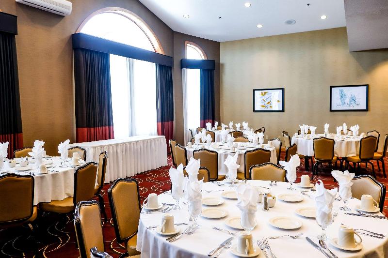 فندق Best Western Plus Dutch Haus Inn And Suites