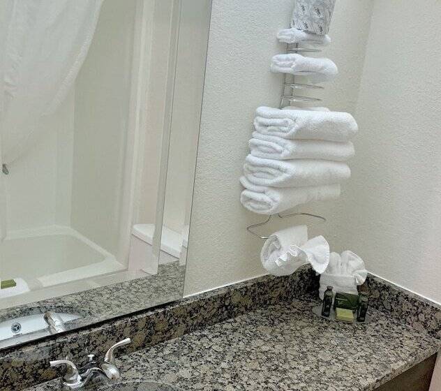 호텔 Bicentennial Inn