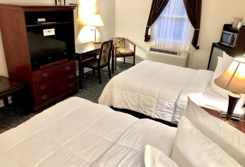 호텔 Bicentennial Inn