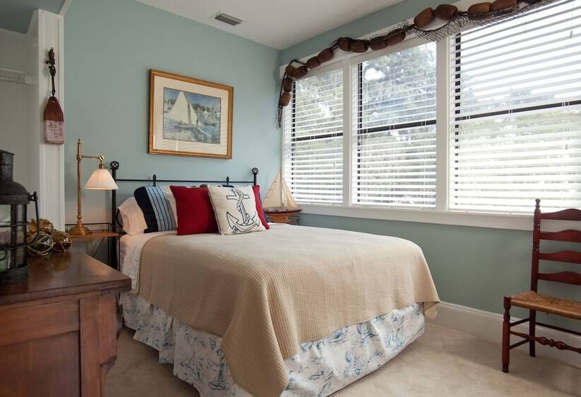 فندق Blue Heron Inn