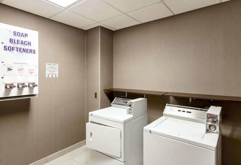 هتل Comfort Suites Greenville