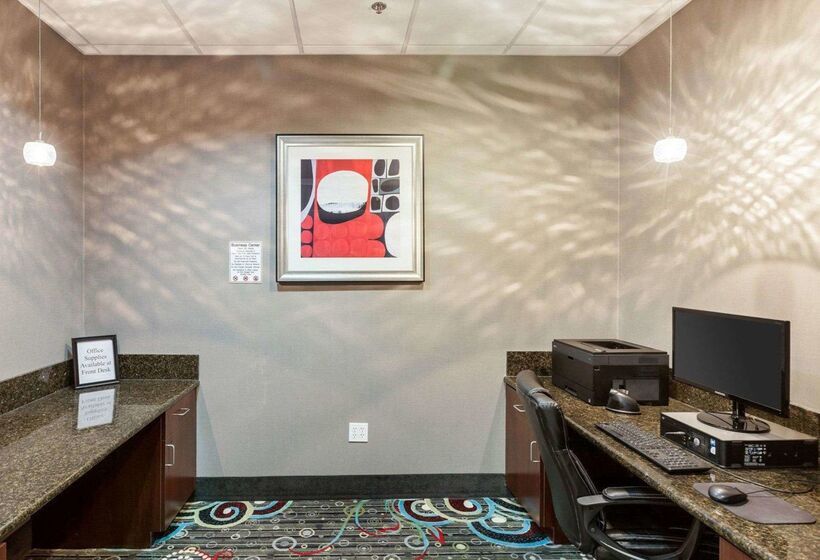 هتل Comfort Suites Greenville