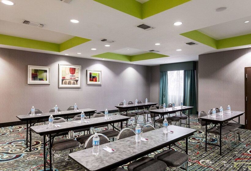 هتل Comfort Suites Greenville