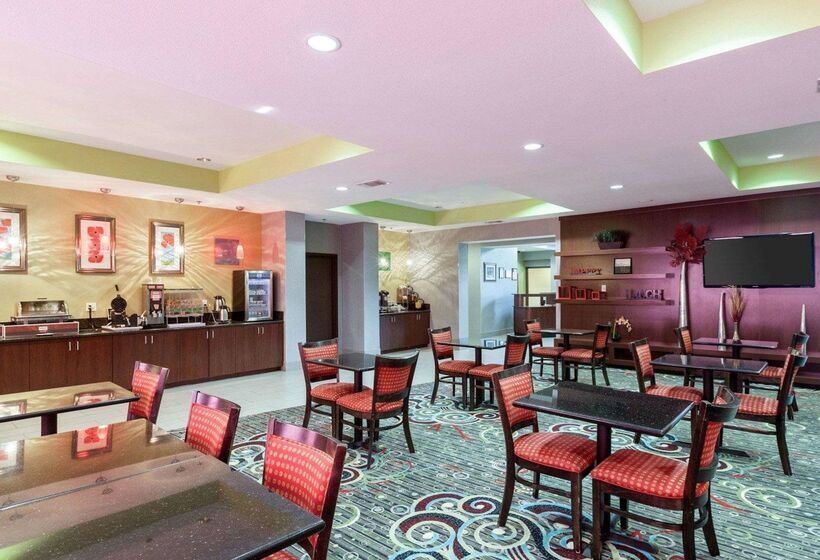 هتل Comfort Suites Greenville