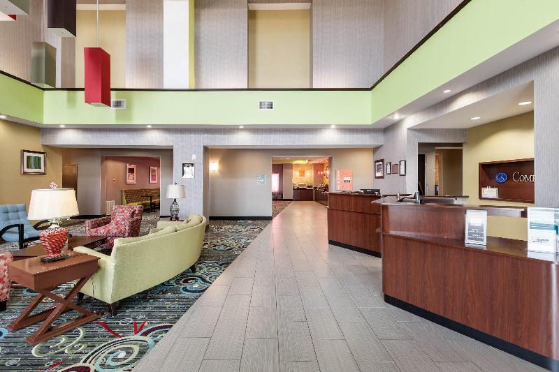 هتل Comfort Suites Greenville