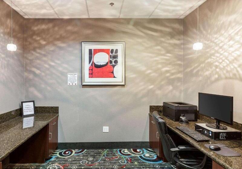 هتل Comfort Suites Greenville