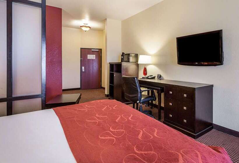 فندق Comfort Suites