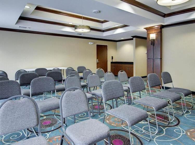 فندق Comfort Suites Texarkana Arkansas