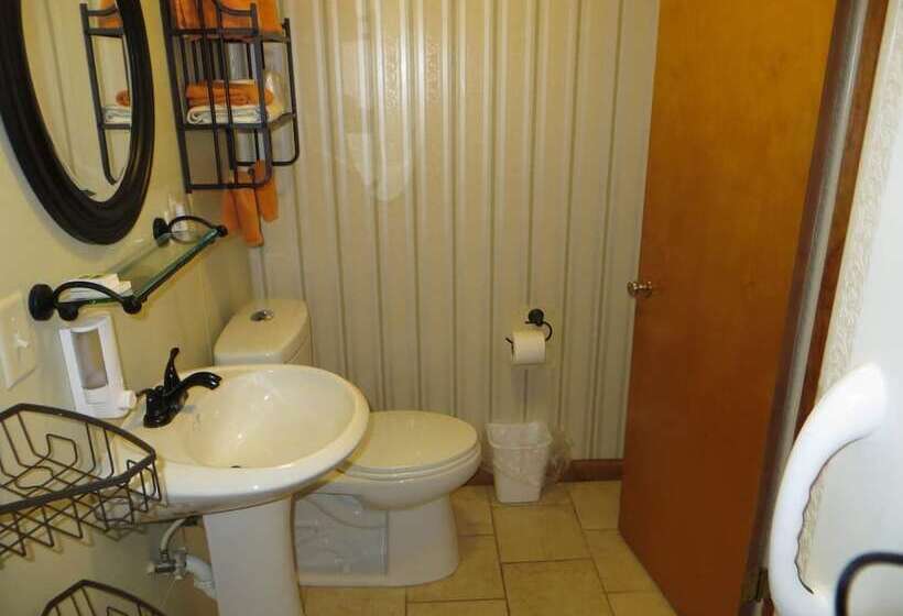 فندق Cool Springs Inn