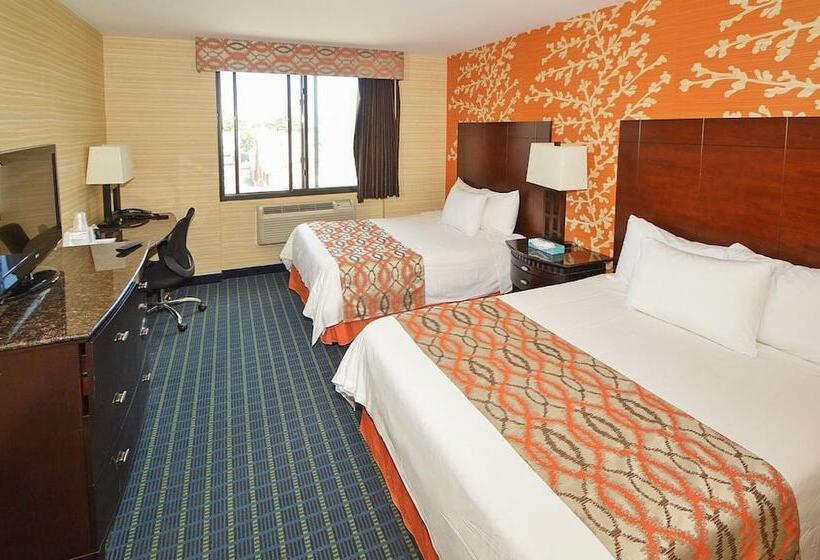 Corona Hotel New York   Laguardia Airport