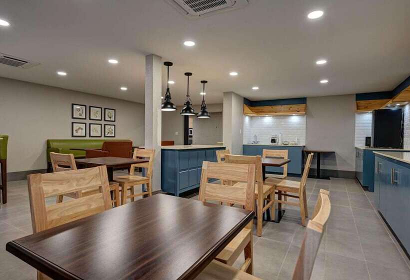 فندق Country Inn & Suites By Radisson, Pierre, Sd