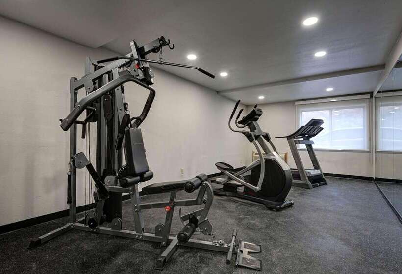 فندق Country Inn & Suites By Radisson, Pierre, Sd