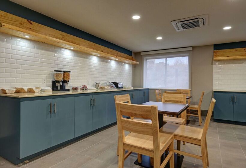 فندق Country Inn & Suites By Radisson, Pierre, Sd