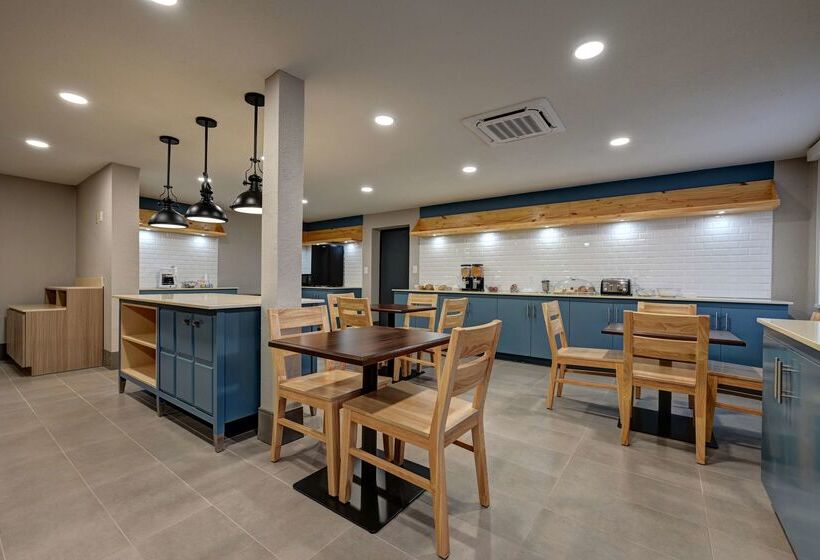 فندق Country Inn & Suites By Radisson, Pierre, Sd