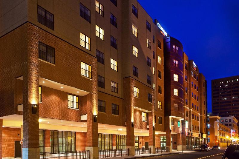 בית מלון כפרי Courtyard By Marriott Syracuse Downtown At Armory Square