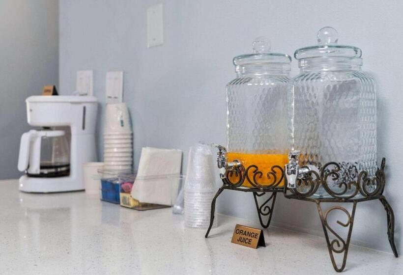 酒店 Days Inn By Wyndham Albuquerque I 25