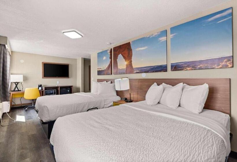 בית מלון כפרי Days Inn By Wyndham Albuquerque I 25