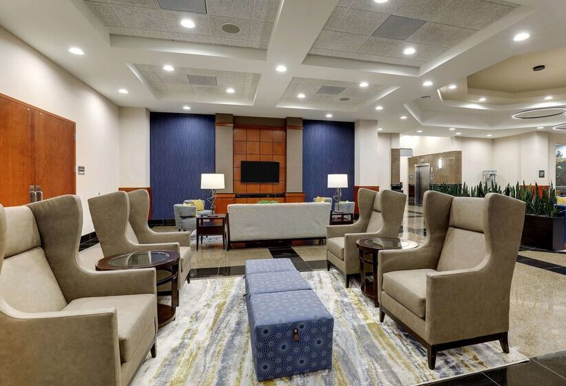 בית מלון כפרי Drury Inn & Suites St. Louis Arnold