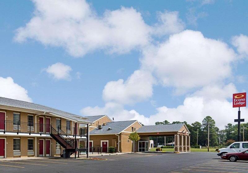 فندق Econo Lodge Pine Bluff