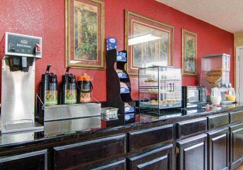 فندق Econo Lodge Pine Bluff