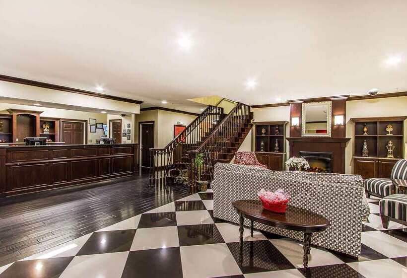 Evangeline Downs Hotel, Ascend Hotel Collection