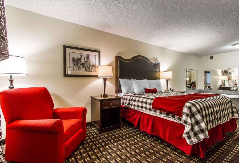 Evangeline Downs Hotel, Ascend Hotel Collection