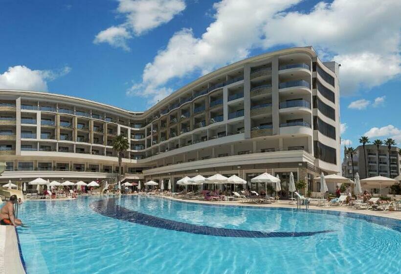 فندق Golden Rock Beach