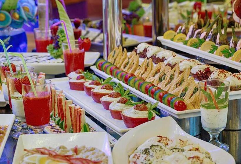 فندق Golden Rock Beach