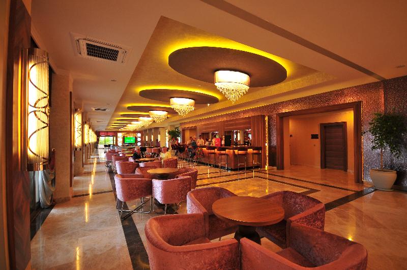 فندق Golden Rock Beach