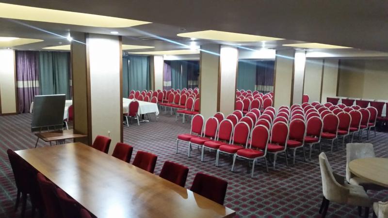 فندق Golden Rock Beach