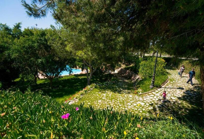 Отель Golf Campoamor