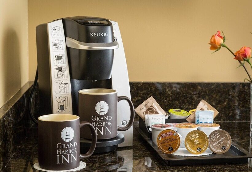 酒店 Grand Harbor Inn