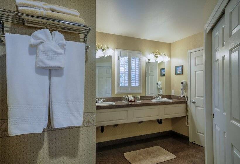 酒店 Grass Valley Courtyard Suites