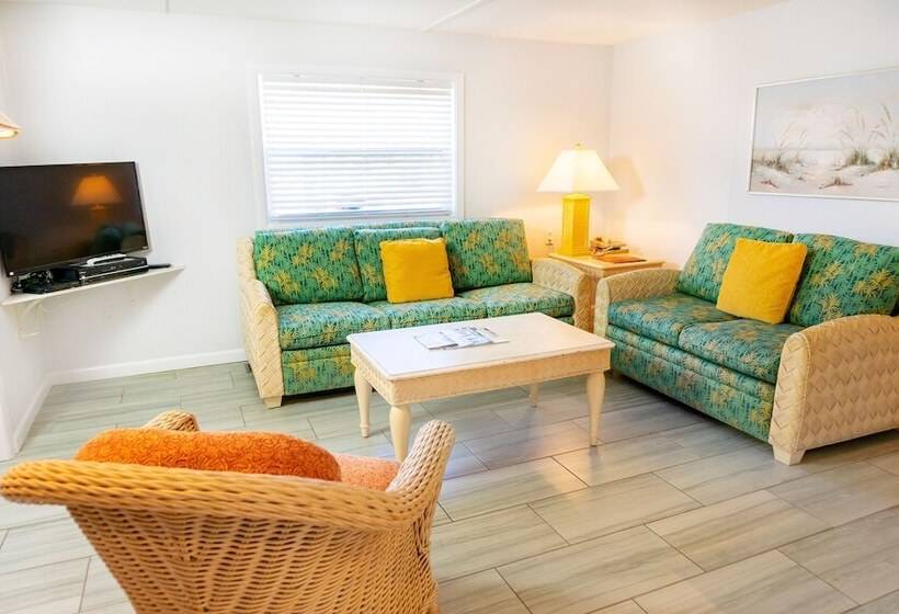 فندق Gulf Breeze Cottages