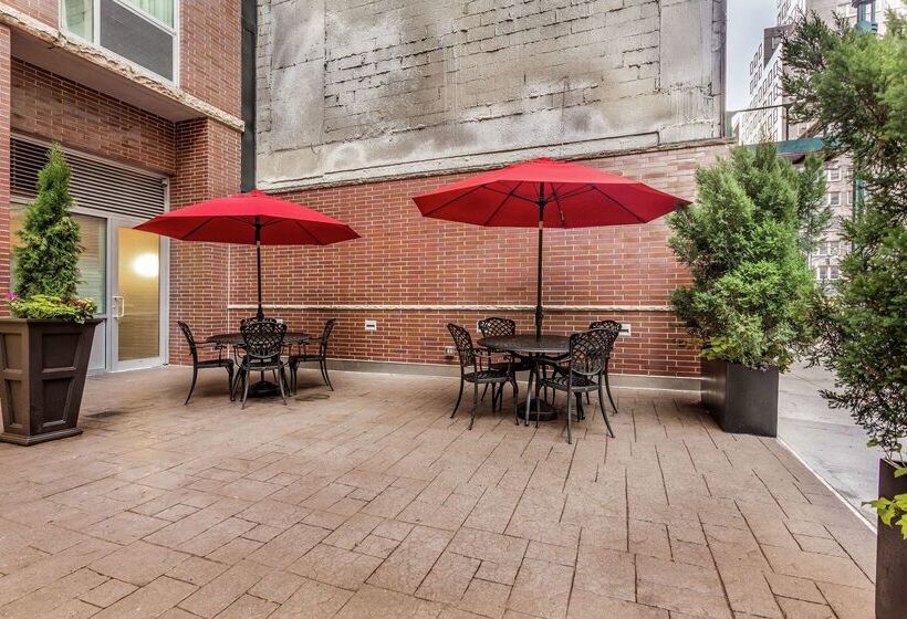 هتل Hampton Inn Manhattan Grand Central