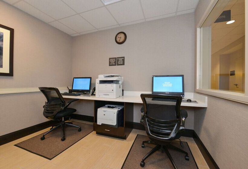 فندق Hampton Inn & Suites Ocala