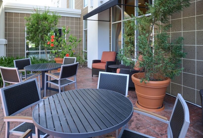 فندق Hampton Inn & Suites Ocala