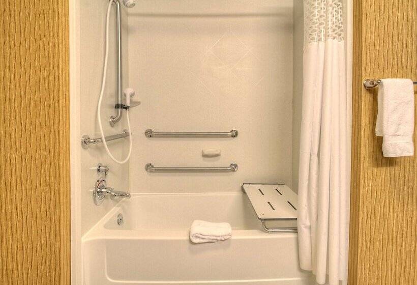 هتل Hampton Inn & Suites Rochester/henrietta