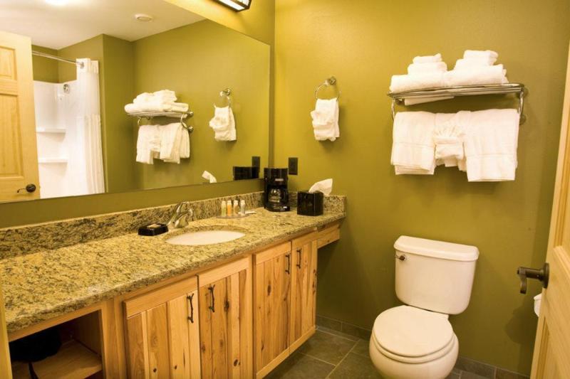 ホテル Hope Lake Lodge & Indoor Waterpark