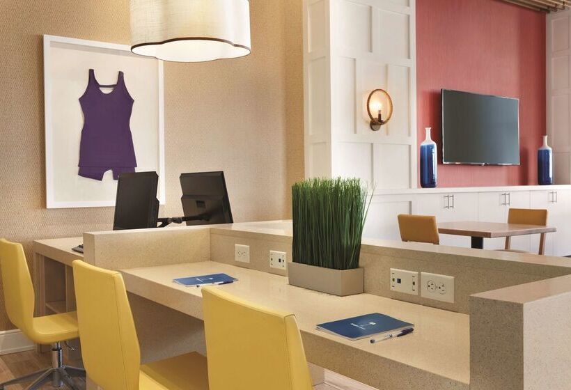 Отель Hyatt House Virginia Beach/oceanfront